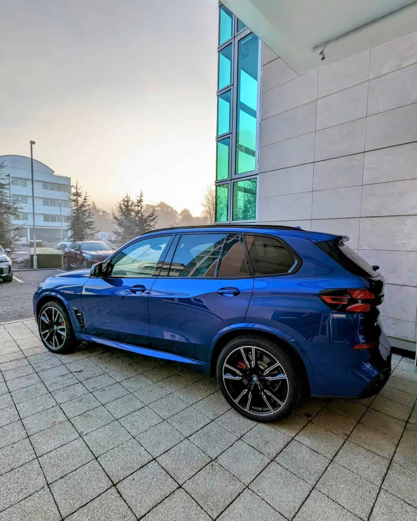 2024 BMW X5 M60i